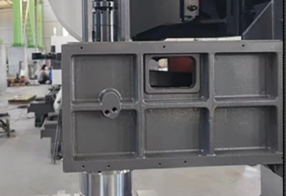 VMC1160数控钻铣床 VMC1160数控钻铣床
