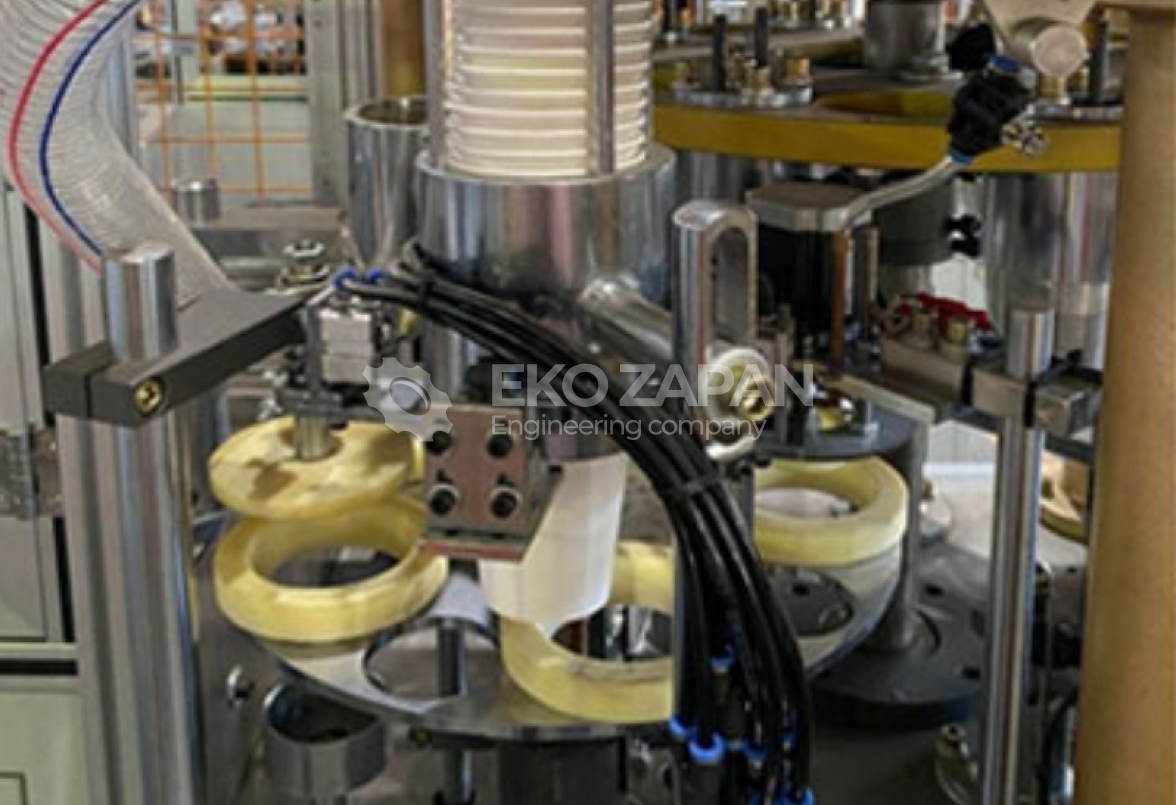好:制作双层纸杯的机器ZKT-09H 好:制作双层纸杯的机器ZKT-09H